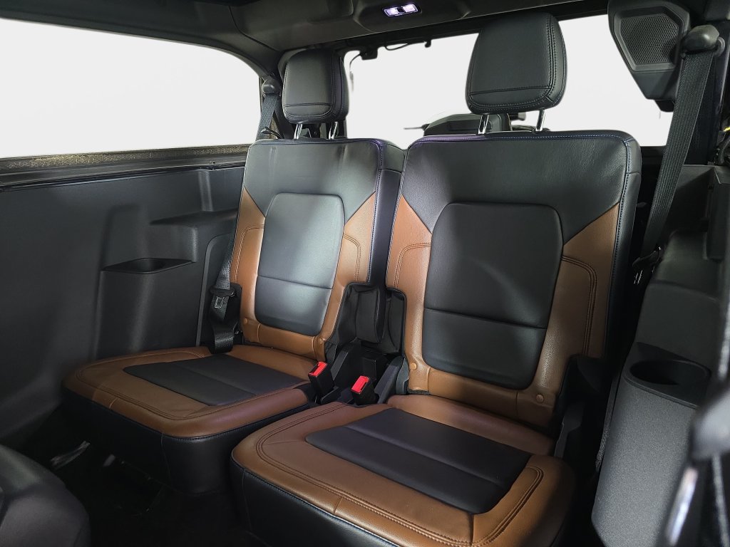 Used 2021 Ford Bronco Outer Banks AWD/4WD image 13