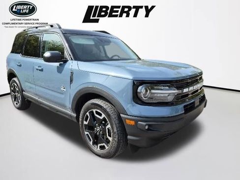 Used 2024 Ford Bronco Sport Outer Banks w/ Tech Package AWD/4WD image 12