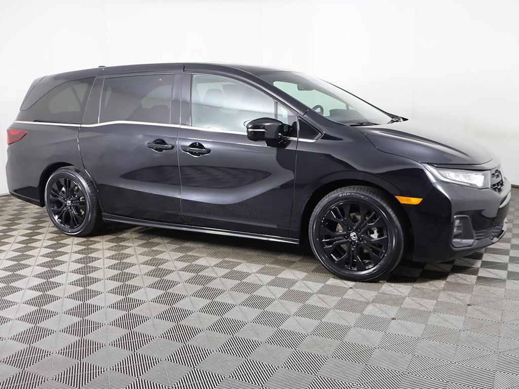 Used 2025 Honda Odyssey Sport-L image 19