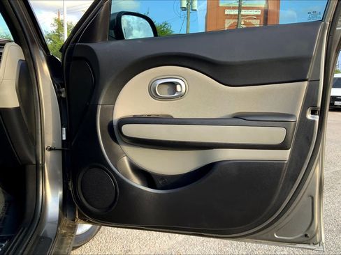 Used 2019 Kia Soul FWD image 22