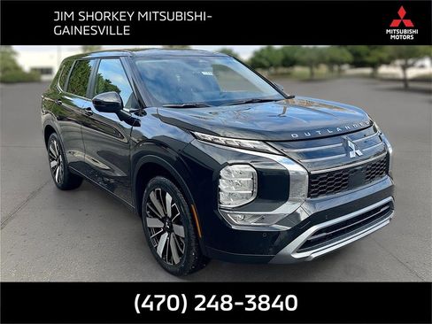 New 2025 Mitsubishi Outlander SE image 1