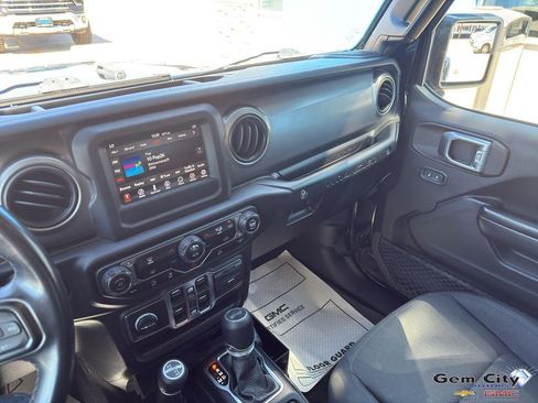 Used 2020 Jeep Wrangler Unlimited Sport S image 18