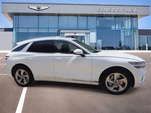 Used 2026 Genesis GV70 2.5T image 2