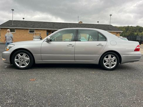 Used 2005 Lexus LS 430 image 7