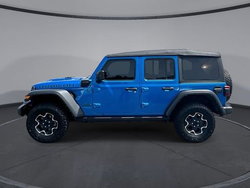 Used 2022 Jeep Wrangler Unlimited Rubicon 4xe w/ Cold Weather Group AWD/4WD image 14