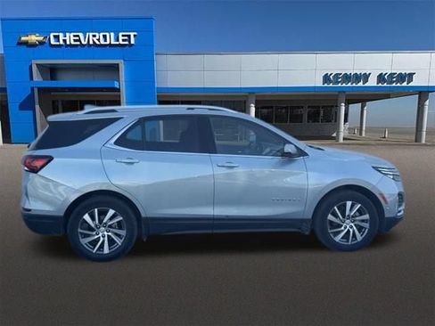 Certified 2022 Chevrolet Equinox Premier AWD/4WD image 4