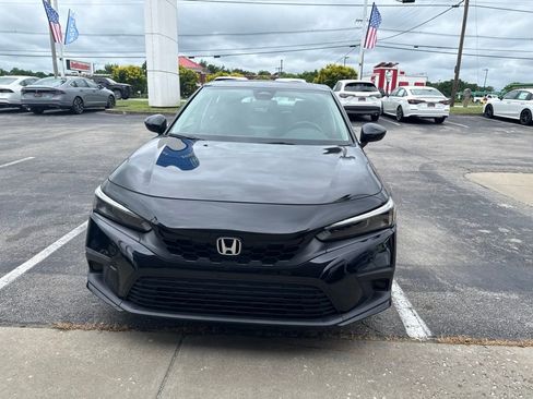 Used 2023 Honda Civic EX-L image 2