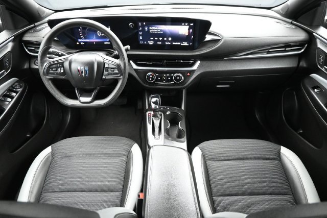 Used 2024 Buick Envista Preferred FWD image 10