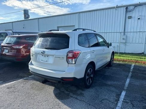 Used 2017 Subaru Forester 2.5i Premium w/ All-Weather Package AWD/4WD image 7