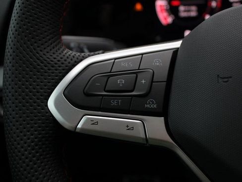 New 2026 Volkswagen GTI SE FWD image 15