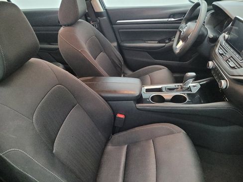 Used 2023 Nissan Altima 2.5 SV image 21