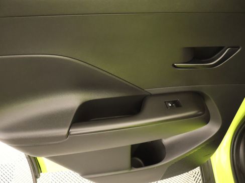 Used 2024 Hyundai Kona SEL w/ Convenience Package image 16