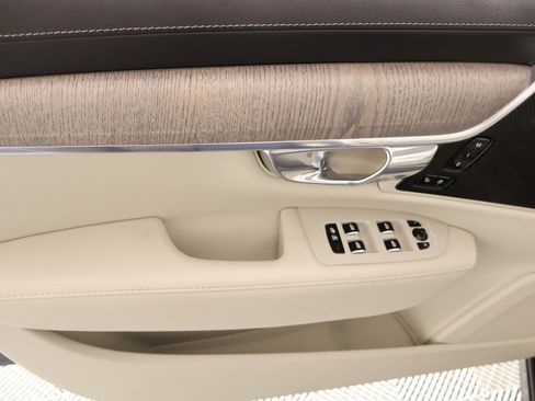 Used 2024 Volvo S90 T8 Ultimate w/ Lounge Package image 16
