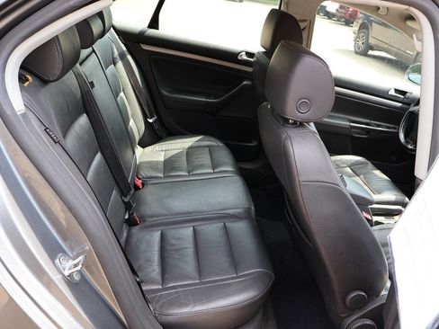 Used 2006 Volkswagen Jetta TDI FWD image 28