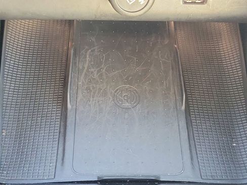 Used 2022 Volvo XC40 T4 Inscription w/ Protection Package image 30