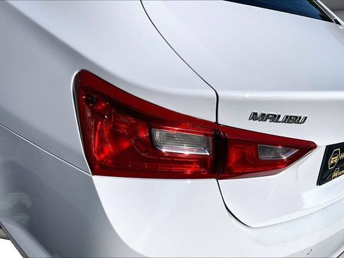 Used 2024 Chevrolet Malibu LT FWD image 23