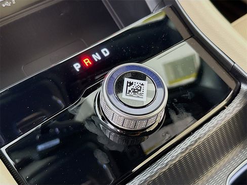 New 2025 Jeep Grand Cherokee Limited w/ Luxury Tech Group II image 17