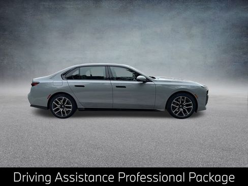 Certified 2025 BMW 740i xDrive image 11