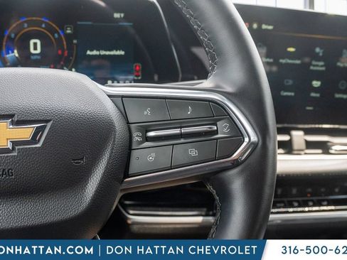 Used 2025 Chevrolet Equinox LT AWD/4WD image 13