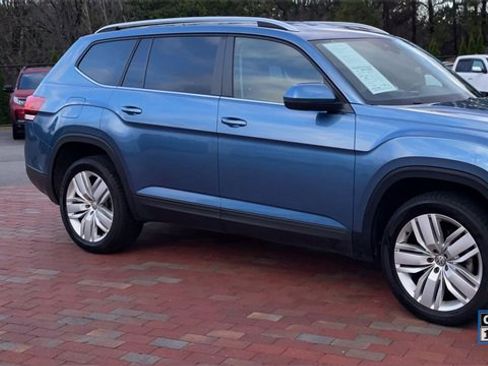 Used 2019 Volkswagen Atlas SE w/ Towing Package image 3