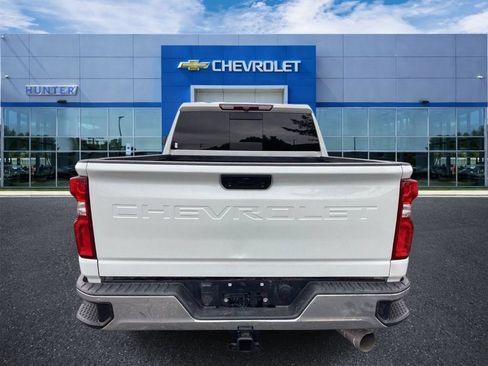Used 2021 Chevrolet Silverado 2500 LTZ w/ LTZ Convenience Package AWD/4WD image 3