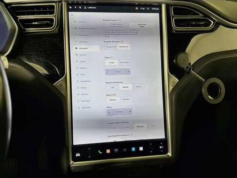Used 2017 Tesla Model X 100D AWD/4WD image 31