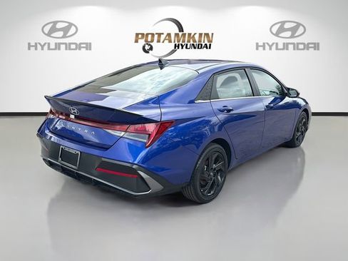 New 2026 Hyundai Elantra SEL Sport image 5
