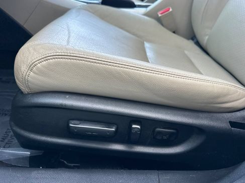 Used 2016 Honda Accord Touring image 13