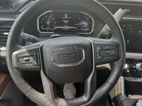 Used 2024 GMC Sierra 2500 Denali Ultimate w/ Max Trailering Package AWD/4WD image 21