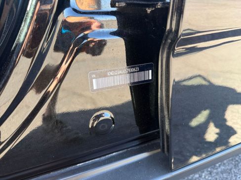 Used 2025 Kia Soul LX w/ LX Technology Package image 27