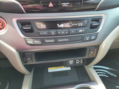 Certified 2023 Honda Ridgeline RTL-E image 35