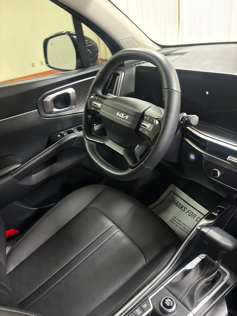 Used 2026 Kia Sorento S FWD image 23