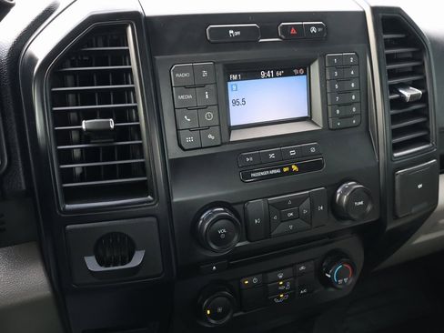 Used 2018 Ford F150 XL w/ Equipment Group 101A Mid image 19