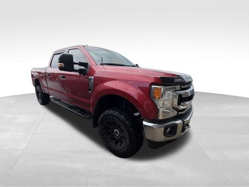 Used 2020 Ford F250 XLT w/ XLT Premium Package AWD/4WD image 3