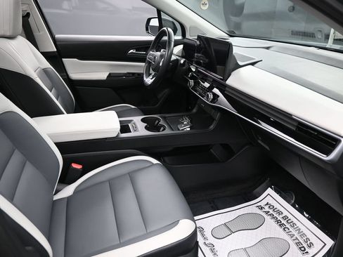 Used 2024 Honda Prologue Touring image 38