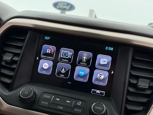 Used 2017 GMC Acadia Denali w/ Technology Package image 28