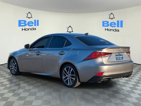 Used 2019 Lexus IS 300 image 3