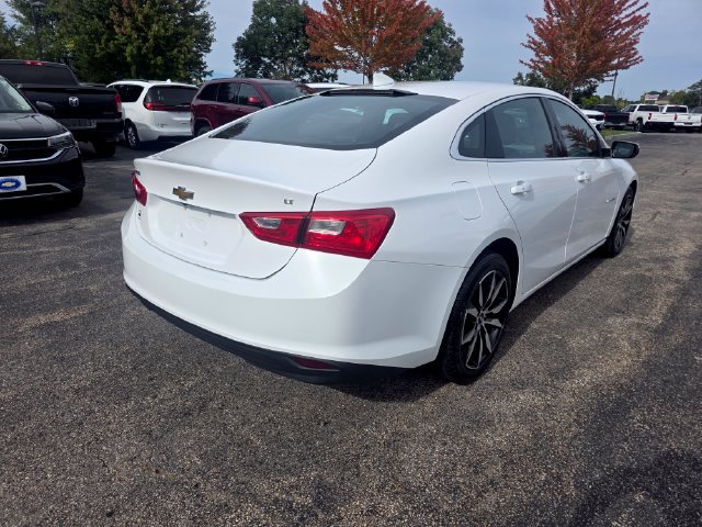 Used 2018 Chevrolet Malibu LT FWD image 4