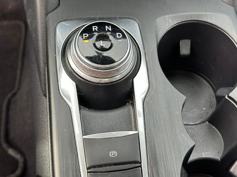 Used 2020 Ford Escape SE Sport image 20