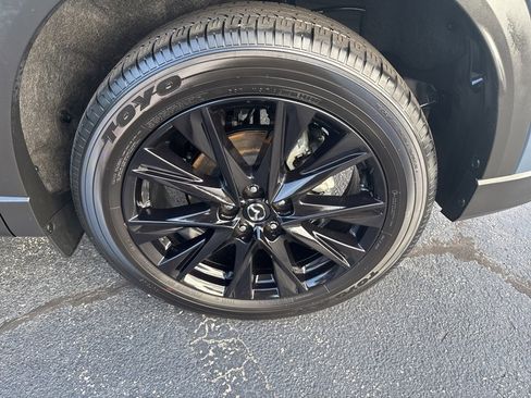 Used 2025 MAZDA CX-5 Carbon Edition image 11