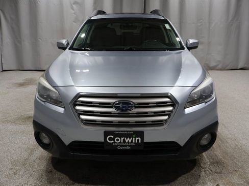 Used 2017 Subaru Outback 2.5i Premium image 7