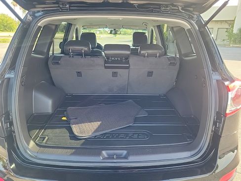 Used 2011 Hyundai Santa Fe SE FWD image 7