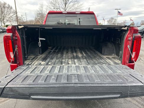 Used 2022 GMC Sierra 1500 Denali w/ Denali Premium Package image 9