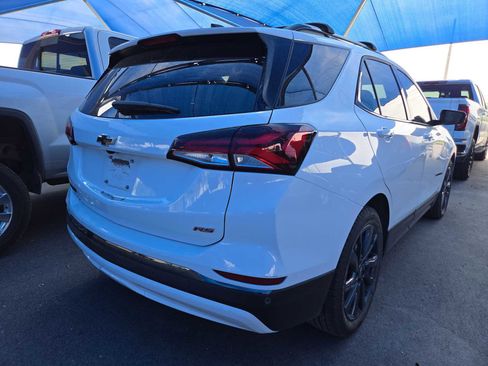 Used 2022 Chevrolet Equinox RS w/ RS Leather Package image 4