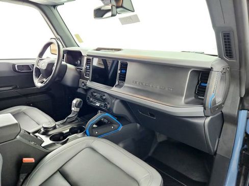 Used 2024 Ford Bronco Black Diamond image 13
