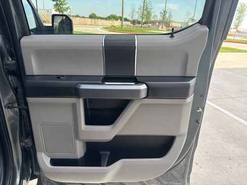 Used 2018 Ford F150 XLT AWD/4WD image 13