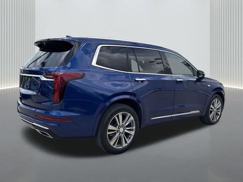Used 2024 Cadillac XT6 Premium Luxury FWD image 5