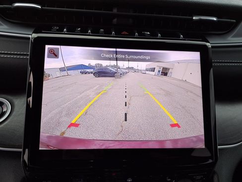 Used 2023 Jeep Grand Cherokee L Limited image 17