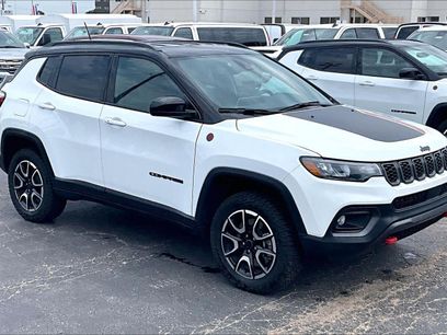 Used 2025 Jeep Compass Trailhawk
