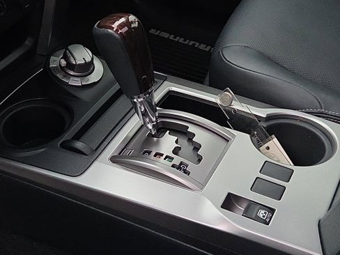 Used 2019 Toyota 4Runner Limited image 13